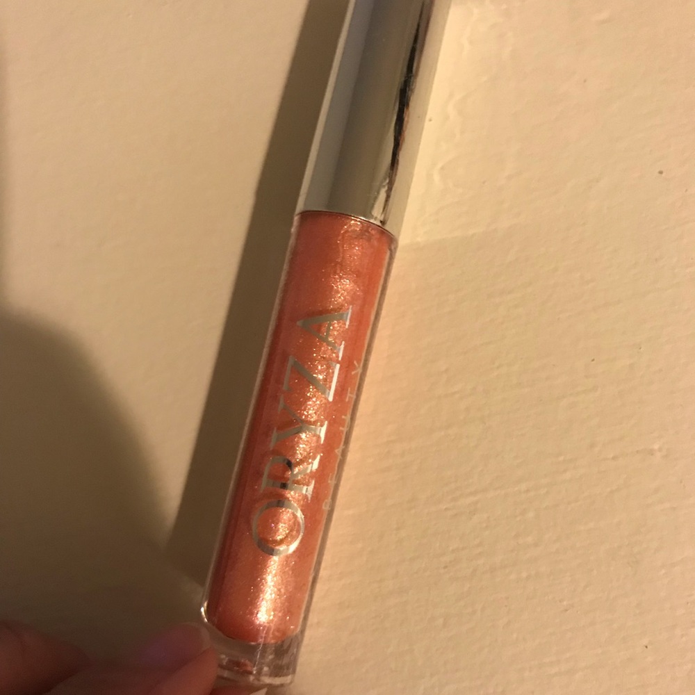 Lip gloss